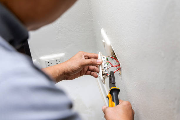 Professional Electrician in Mountain Home, AR